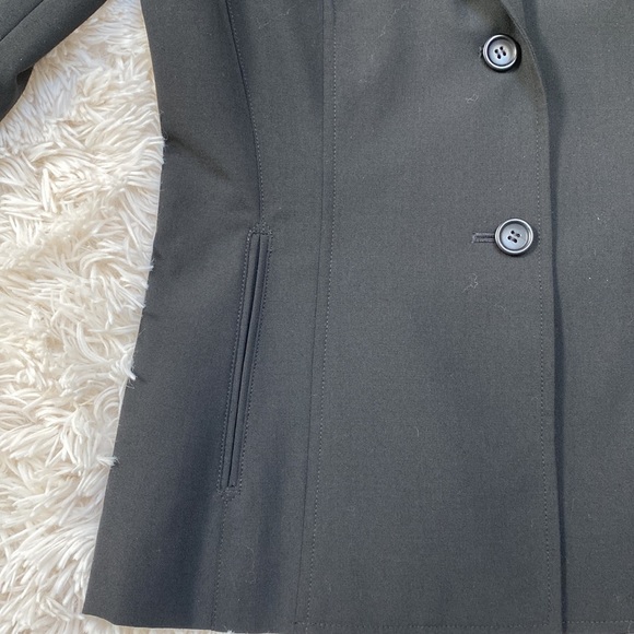 🎉HP🎉 Express Two Button Blazer 💗 Black - Picture 13 of 16